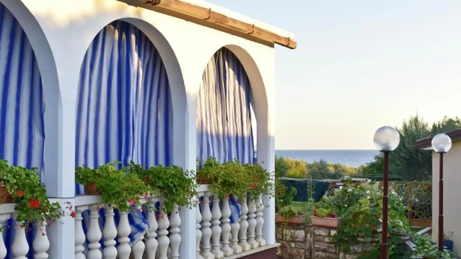 Appartement In Zambratija Mit Grill, Garten Und Terrasse Und Meerblick 0*, Zambratija (Istria) Croatia