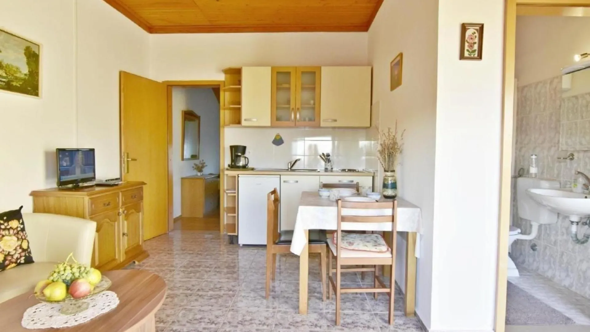 Appartement In Zambratija Mit Grill, Garten Und Terrasse Und Meerblick 0*, Zambratija (Istria)